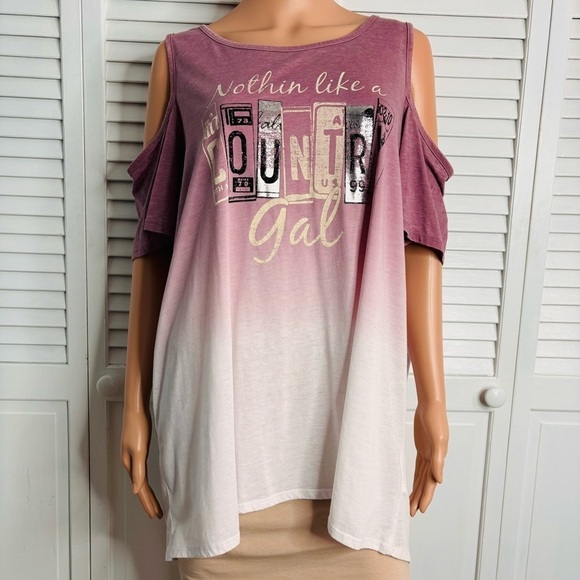 Price firm MAURICES Plus Size Cold Shoulder Tee With Graphic Size 2 - Picture 1 of 8